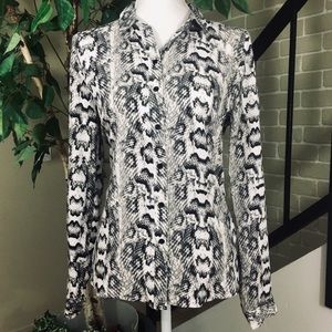 H&M black/gray blouse. Fits like a Small.